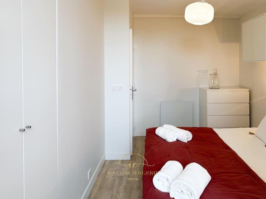 Le Petit Saint Louis Apartment Versailles Ngoại thất bức ảnh