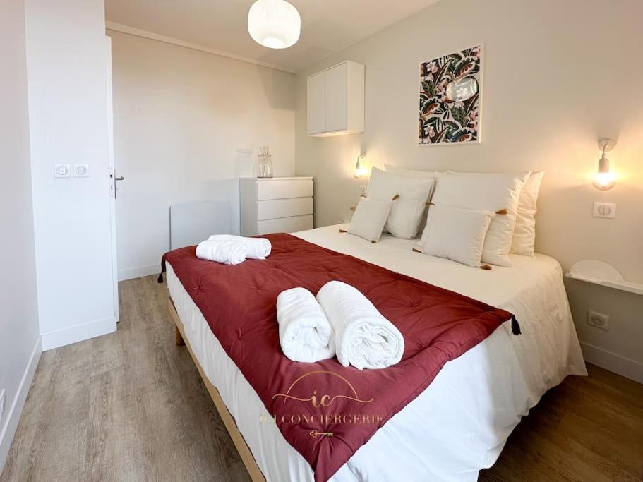 Le Petit Saint Louis Apartment Versailles Ngoại thất bức ảnh