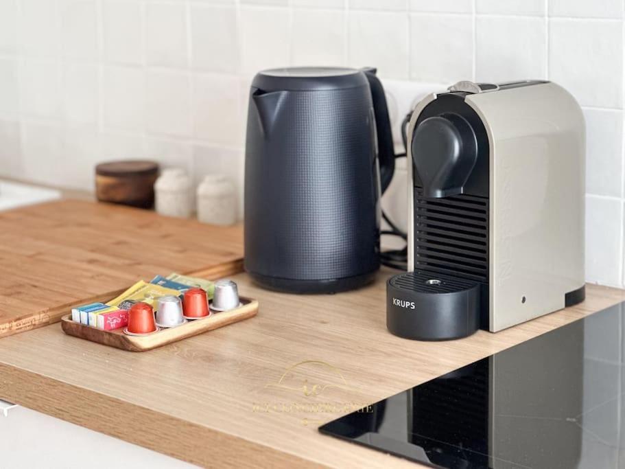 Le Petit Saint Louis Apartment Versailles Ngoại thất bức ảnh