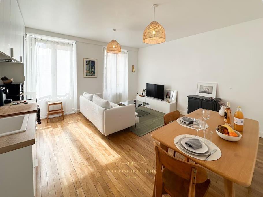 Le Petit Saint Louis Apartment Versailles Ngoại thất bức ảnh