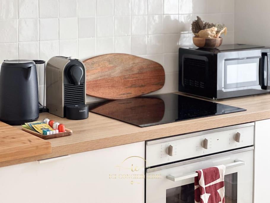 Le Petit Saint Louis Apartment Versailles Ngoại thất bức ảnh